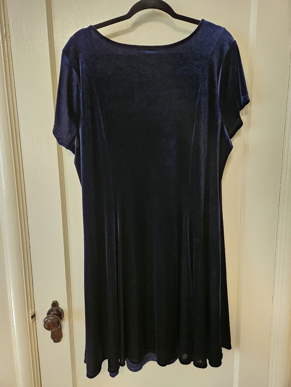 ModCloth Velvet Scoop Neck Short Sleeve Dress in Midnight Blue Women's 2x - Picture 2 of 4
